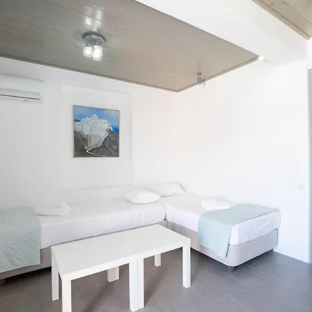 Lectus Mykonos 프라가